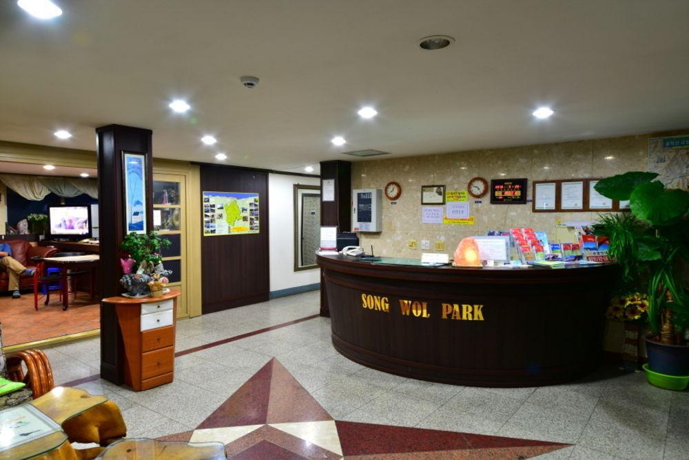 Songwol Park Motel ซกโช ภายนอก รูปภาพ