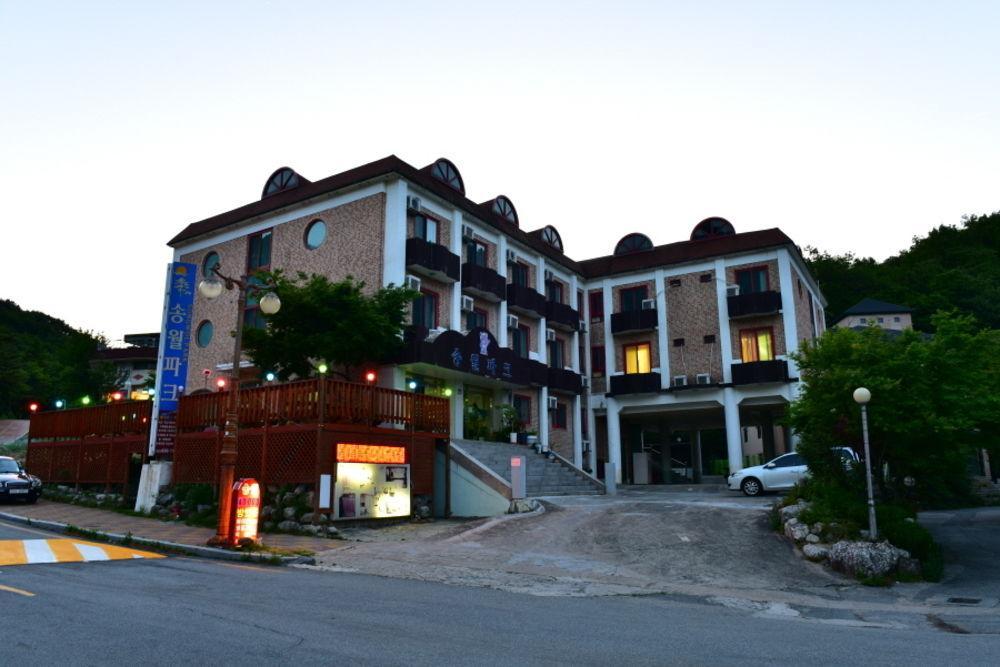 Songwol Park Motel ซกโช ภายนอก รูปภาพ